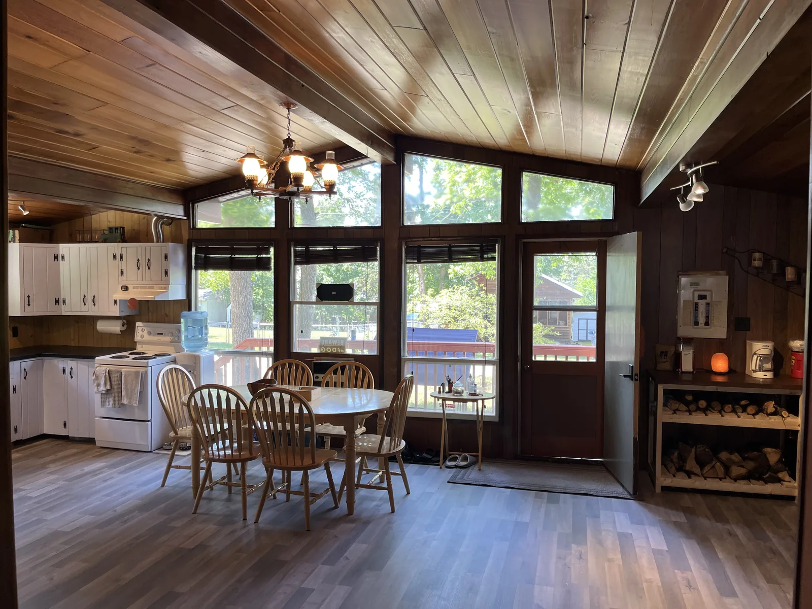 Lakeside Cabin photo