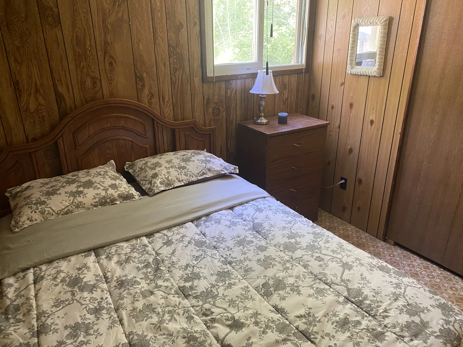 Lakeside Cabin photo